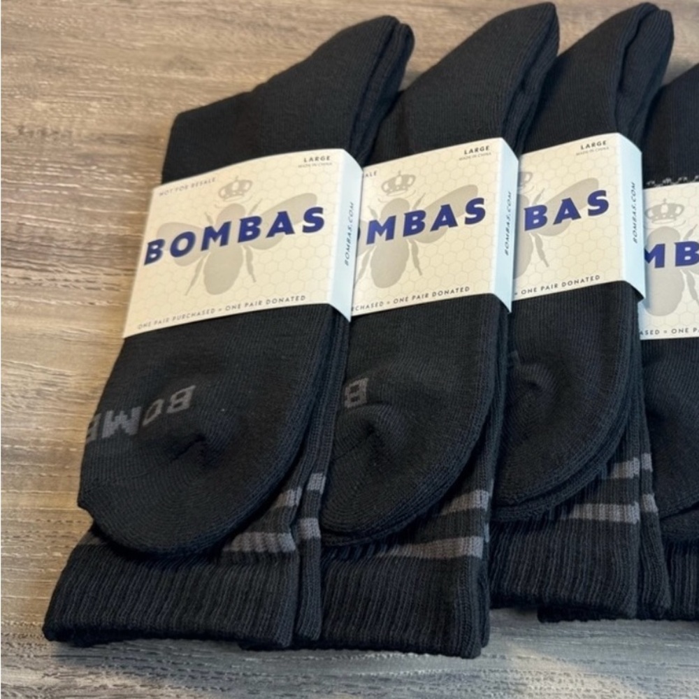 NWT Bombas Large socks Mens size (9-13)